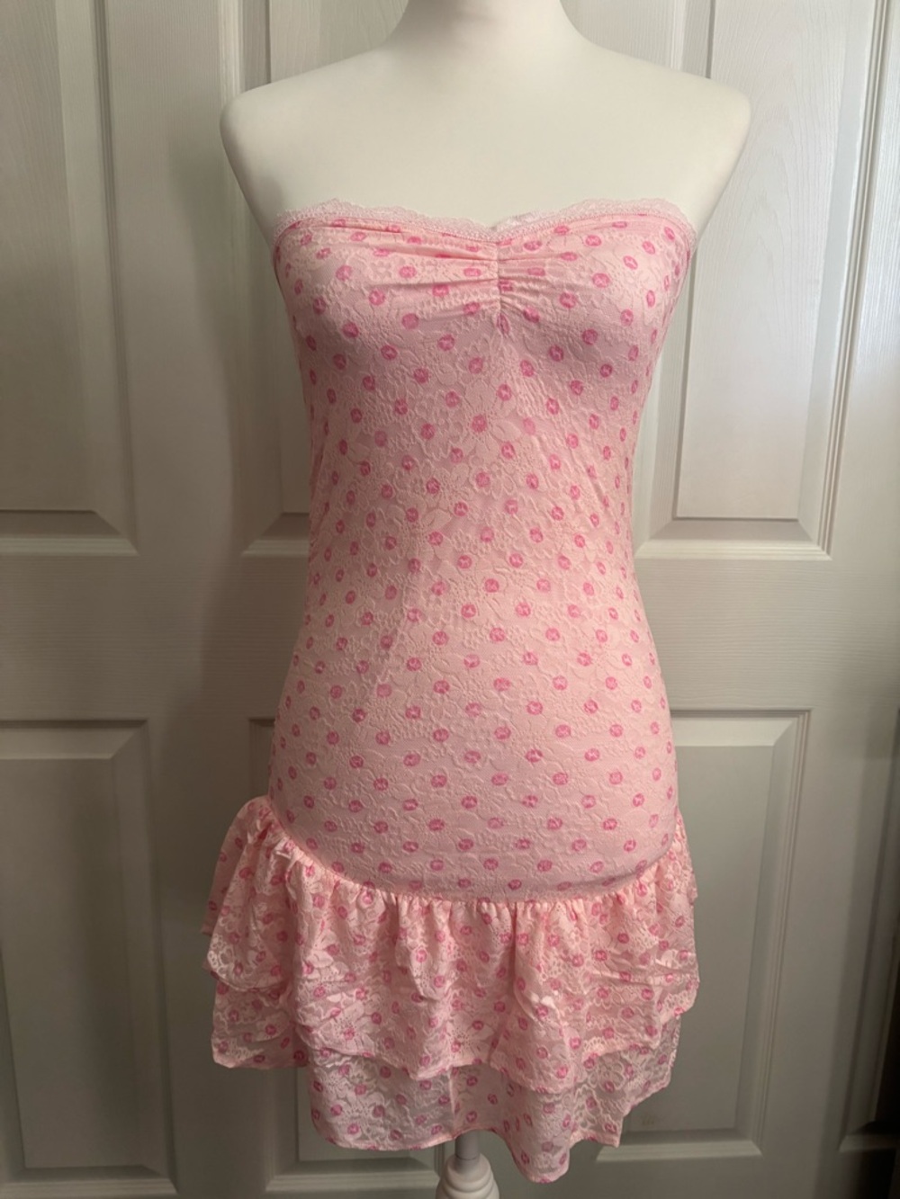 NWT LoveShackFancy x Pink Victoria Secret Strapless Pink Lace Ruffle Dress